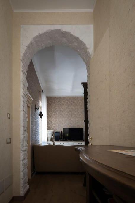 Merulana Penthouse: 5 Minutes Walk From Colosseum ภายนอก รูปภาพ