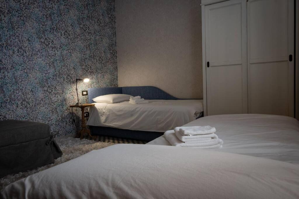 Merulana Penthouse: 5 Minutes Walk From Colosseum ภายนอก รูปภาพ